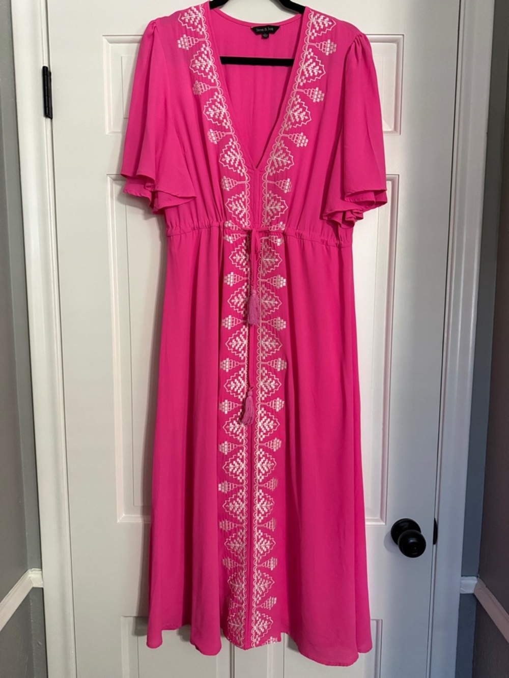 Embroidered V-Neck Maxi Dress in Bright Pink